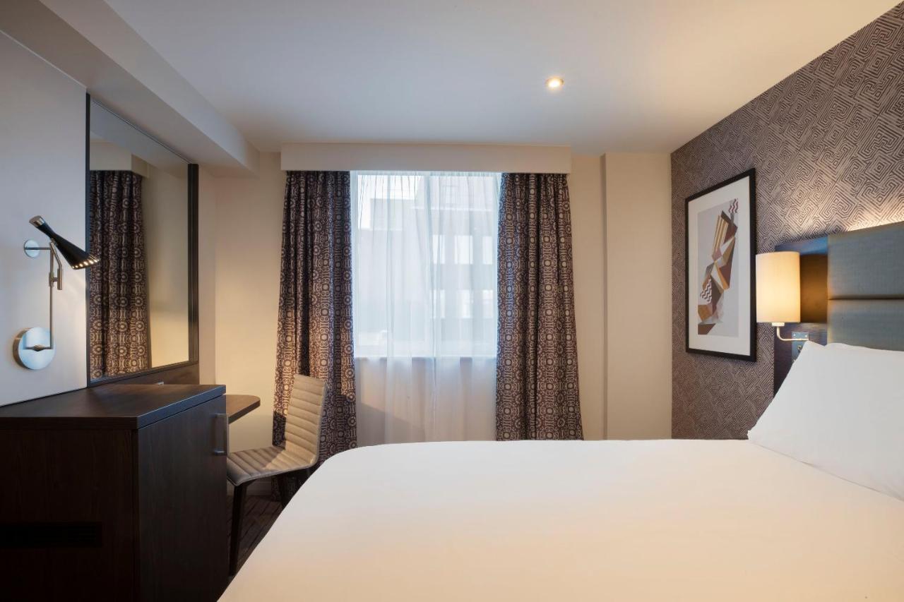 Leonardo Hotel Chester Extérieur photo
